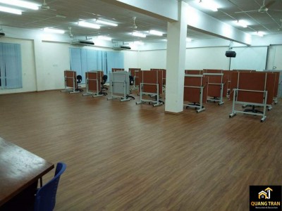 Công trình Thi Công Sàn Nhựa dán keo Vinyl giả gỗ - Dự án Văn Phòng Tuyển Sinh Trường Cao Đẳng